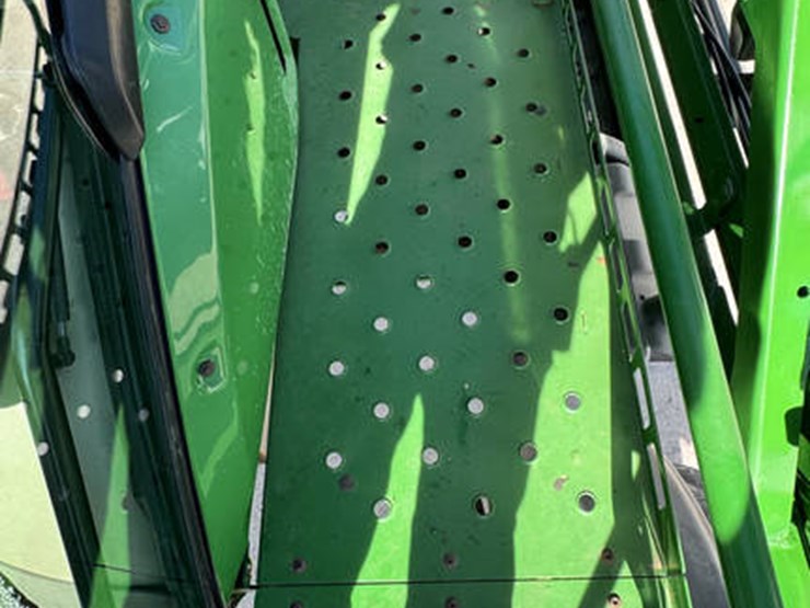 john-deere-r4038-image-57