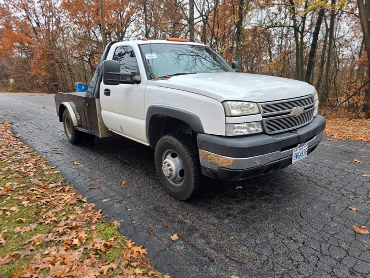 chevrolet-silverado-3500-image-22