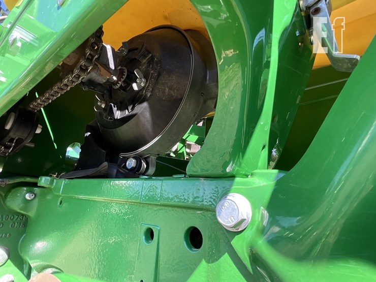 2021-john-deere-1745-image-14