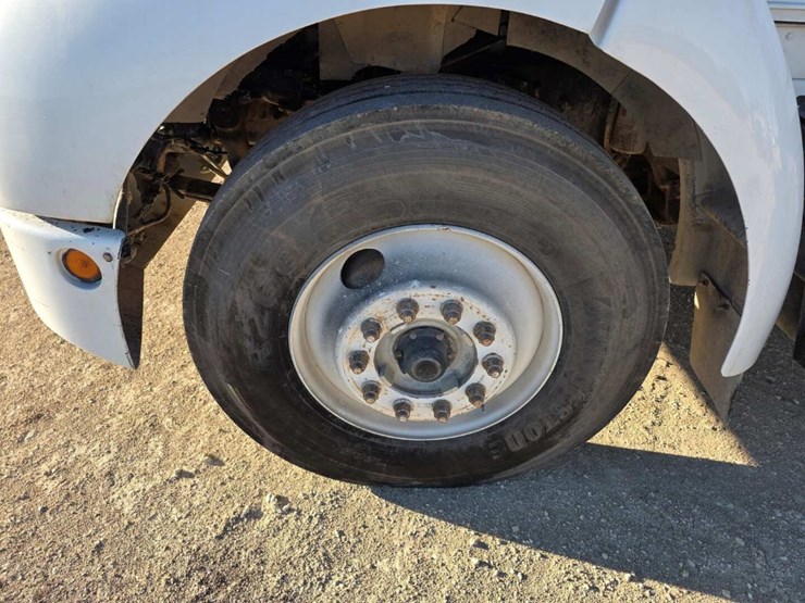 kenworth-t300-image-13