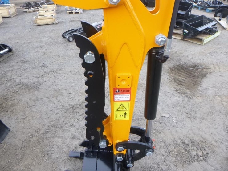 2025-vicsec-vc13-hydraulic-excavator-image-12