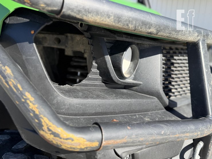 john-deere-gator-xuv-835m-image-10