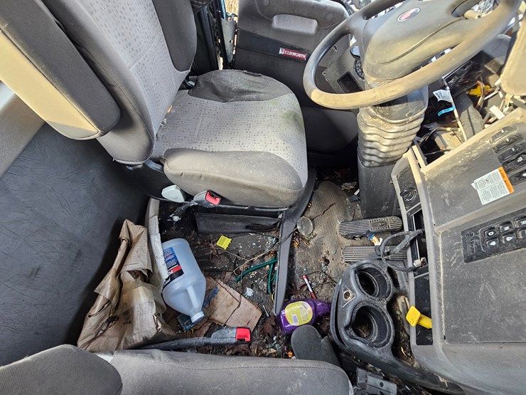 kenworth-t370-image-21