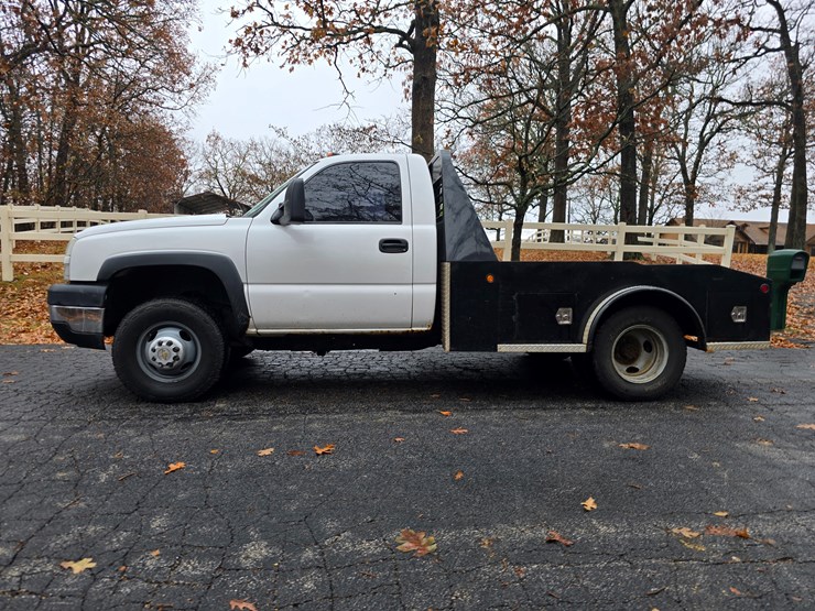 chevrolet-silverado-3500-image-6