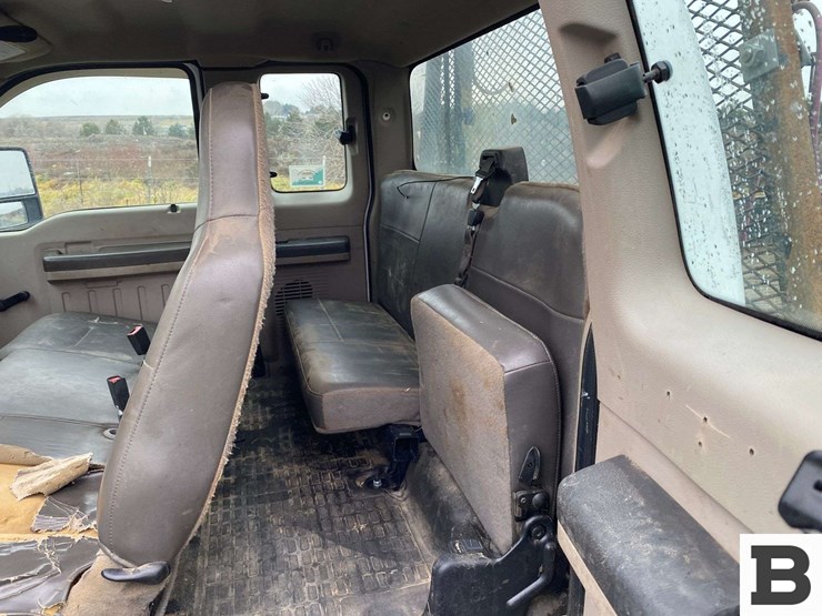 2009-ford-f350-image-25