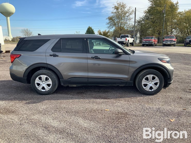 ford-explorer-police-interceptor-image-4