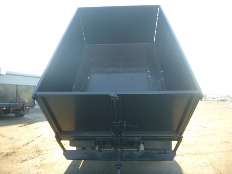 2011-ford-f550-image-8