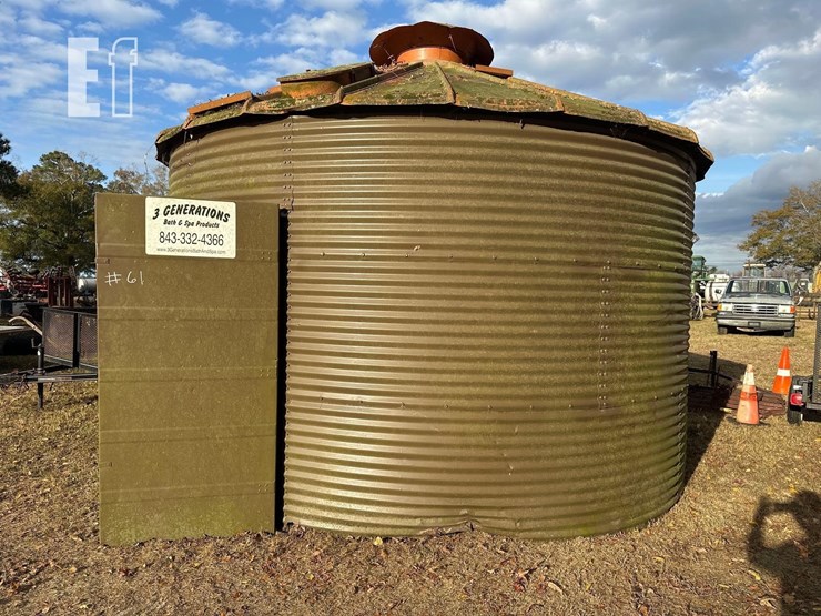 grain-bin---approx.-14'-across-61-image-2