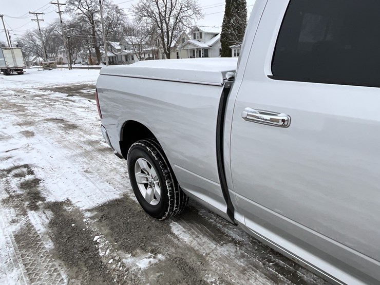 2015-dodge-1500-image-7