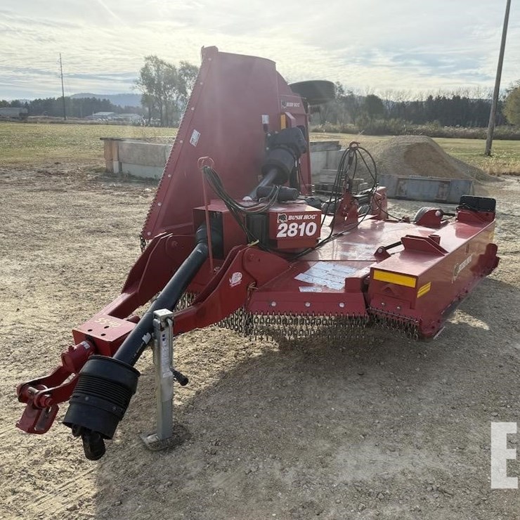 BUSH HOG 2810