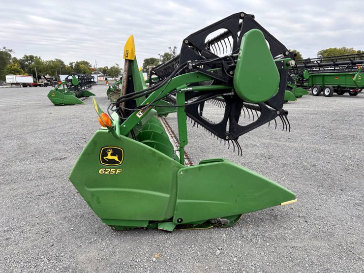 john-deere-625f-image-13