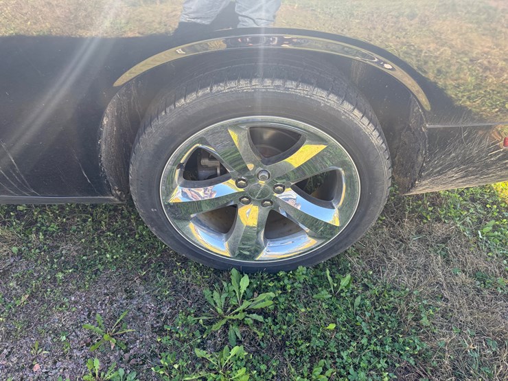 #1735-•-2013-dodge-challenger-(wi-title-in-delay)-(black-river-falls,-wi)-image-8