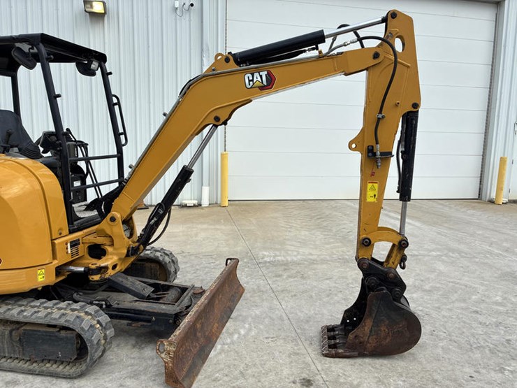 caterpillar-303.5e2-cr-image-29