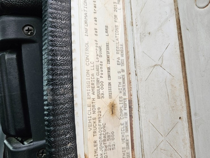 freightliner-122sd-image-74