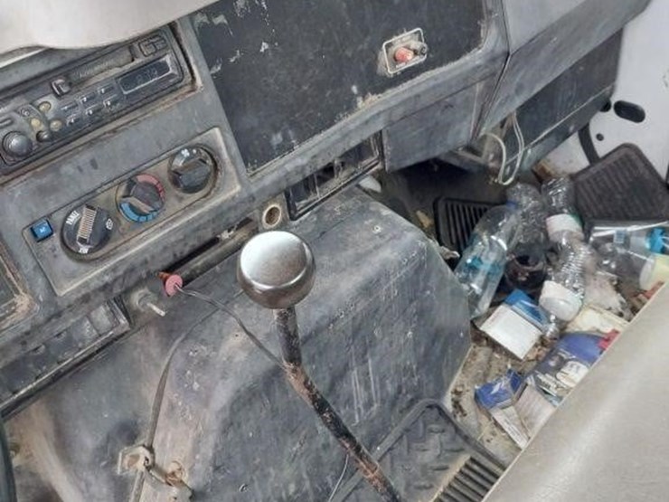 1994-international-9000-image-13