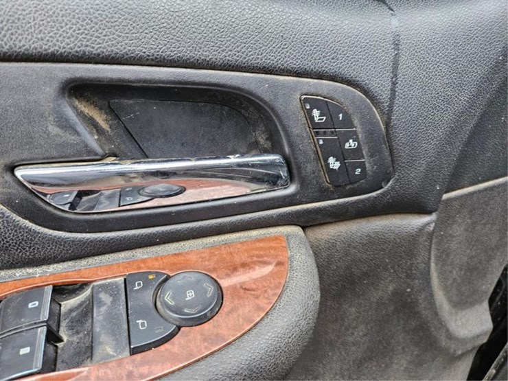 2008-chevrolet-3500-image-31