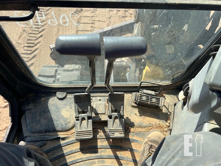 2018-deere-60g-image-37