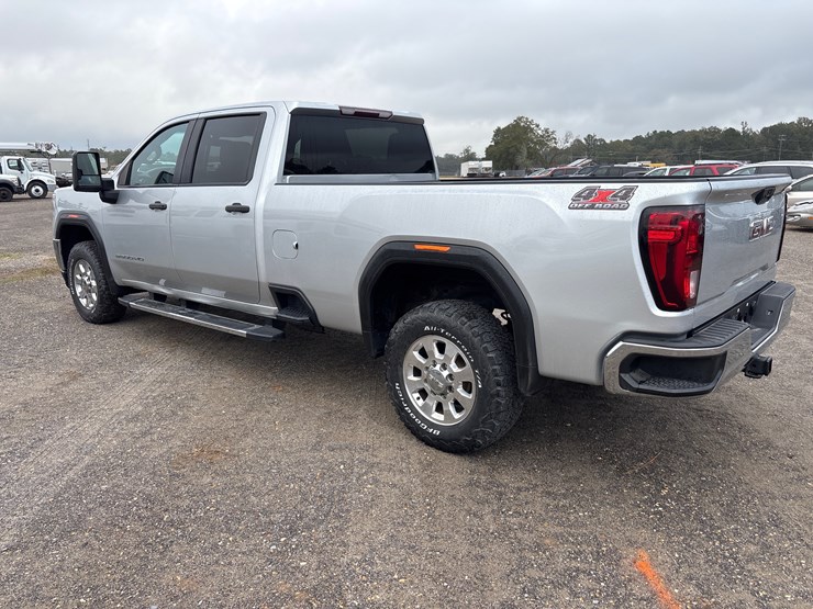 2021-gmc-k2500-image-4