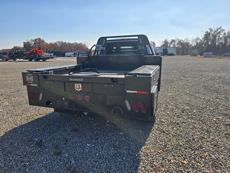 chevrolet-silverado-3500-image-22
