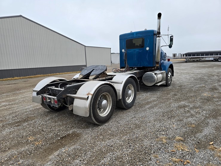 kenworth-t800-image-19