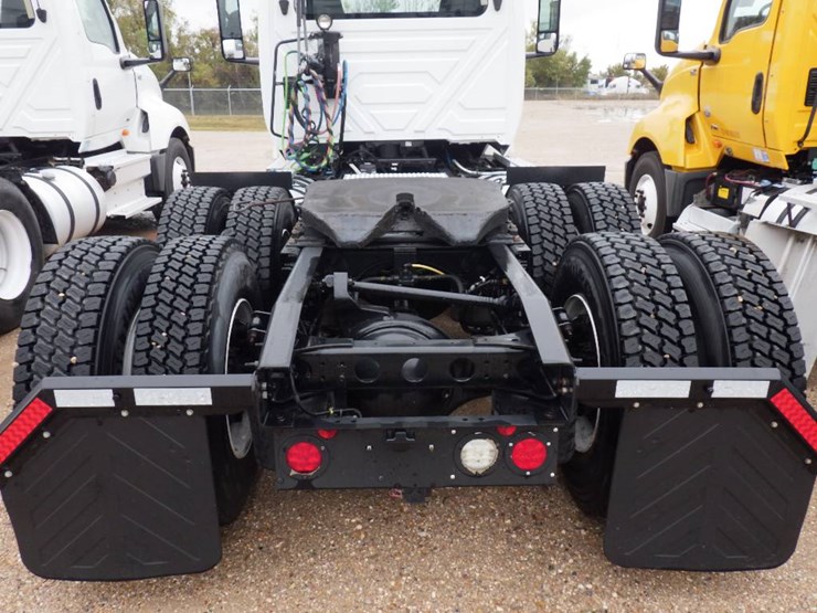 2019-international-lt-image-9