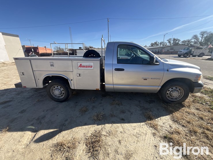 dodge-ram-2500-image-4
