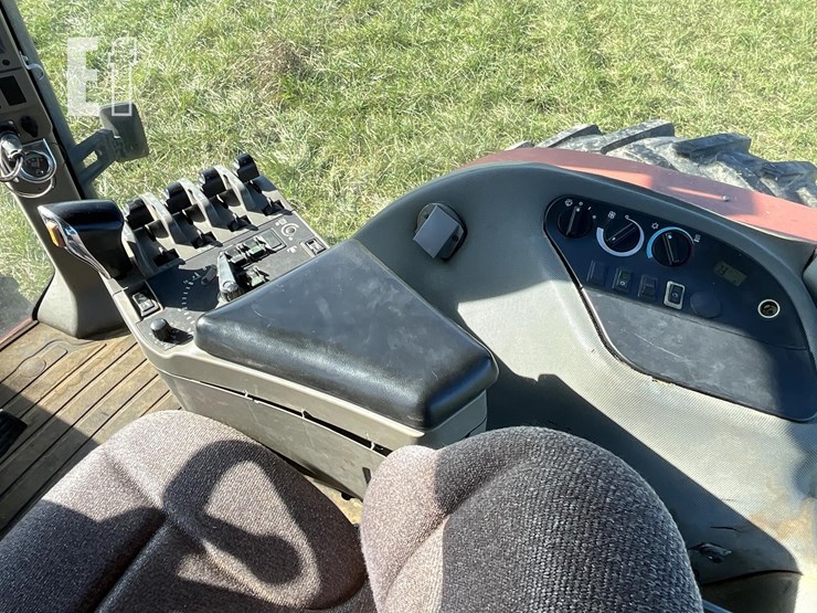 case-ih-mx200-image-23