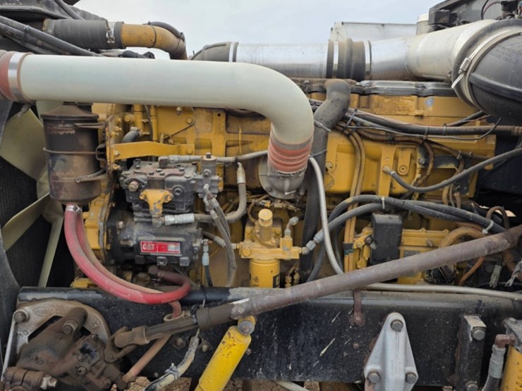 peterbilt-379-image-3