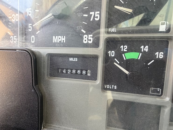 international-4700-image-20