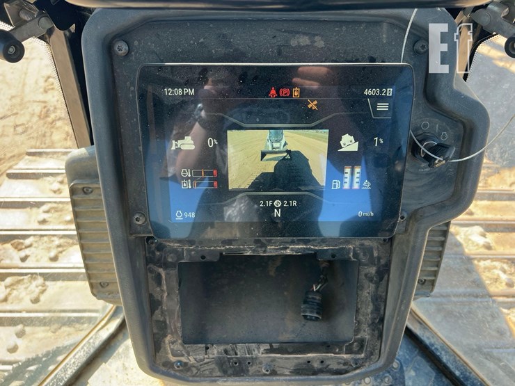 2022-caterpillar-d3-lgp-image-37