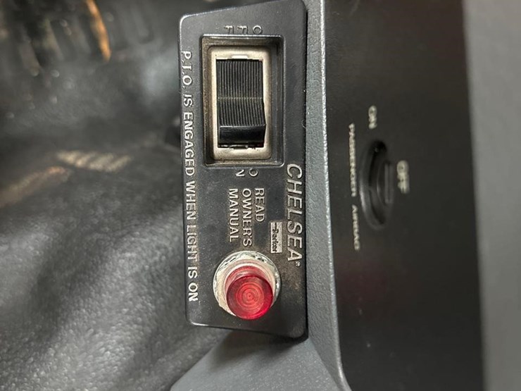 ford-f550-xl-image-18