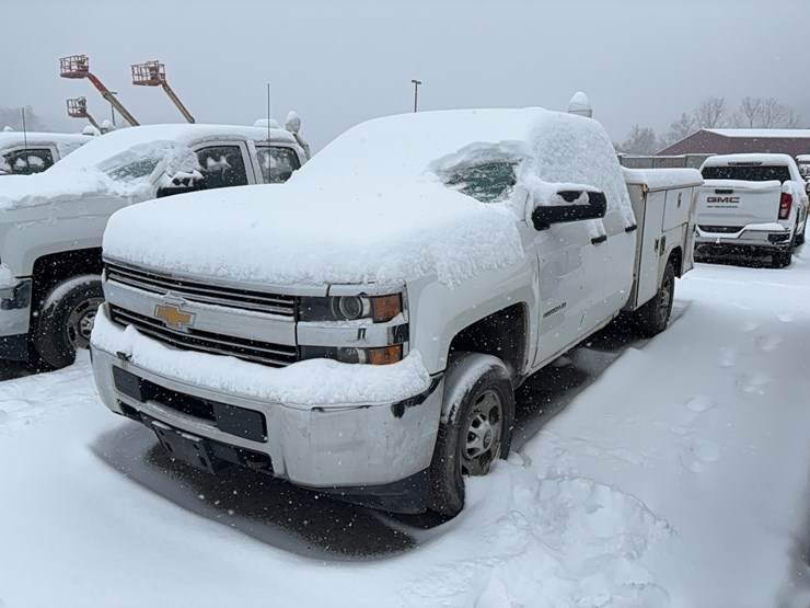 2016-chevrolet-2500hd-image-1