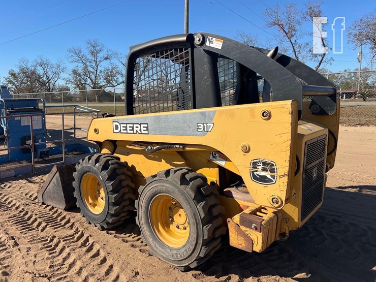 deere-317-image-2