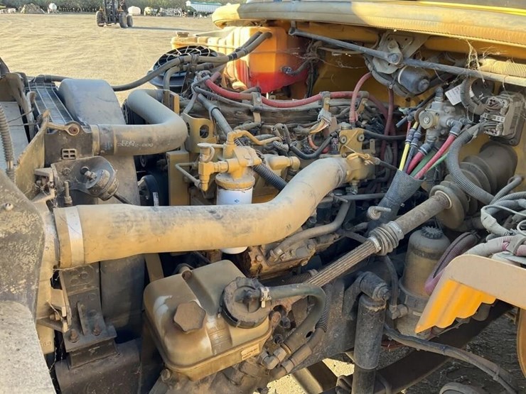 2007-caterpillar-c7-image-9