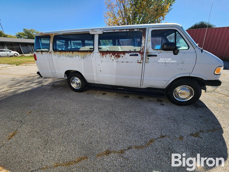1997-dodge-ram-3500-image-4