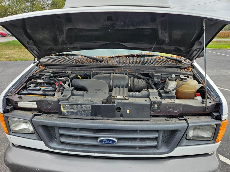 #21246-•-2007-ford-econoline-wagon-van-image-20