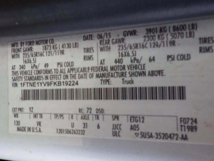 2015-ford-transit-image-15