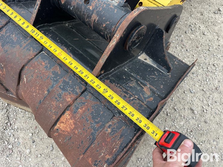 sec-backhoe-boom/stick-image-18