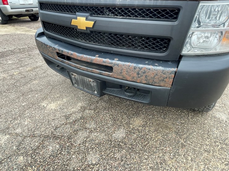 2013-chevrolet-1500-image-14