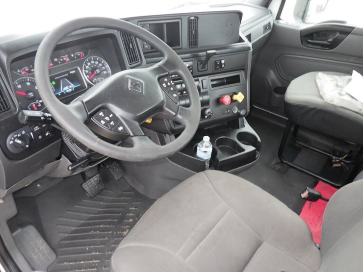 2019-international-lt-image-18