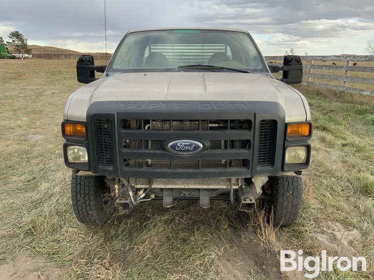 ford-f250-xl-image-2