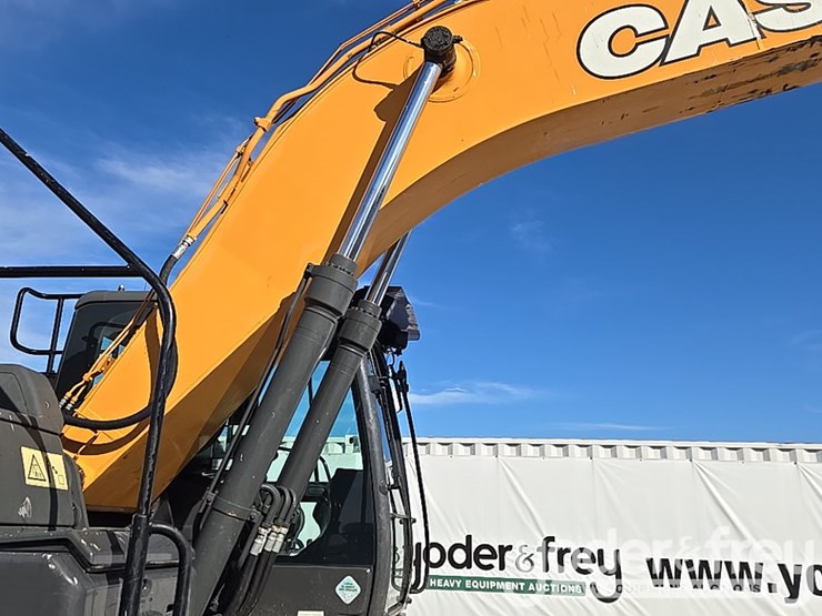 2021-case-cx210-lc-image-68