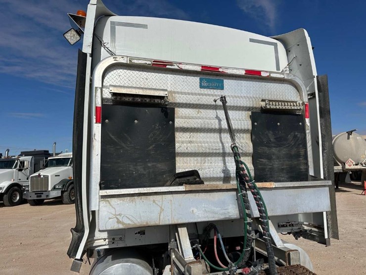 2007-kenworth-w900b-image-9