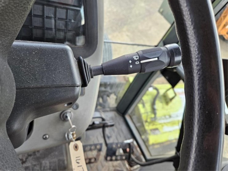 massey-ferguson-4325-image-30