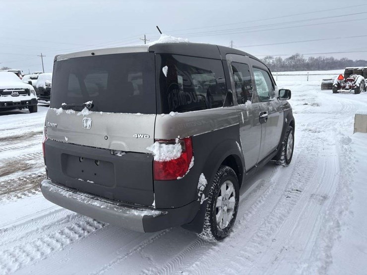 2004-honda-element-image-5