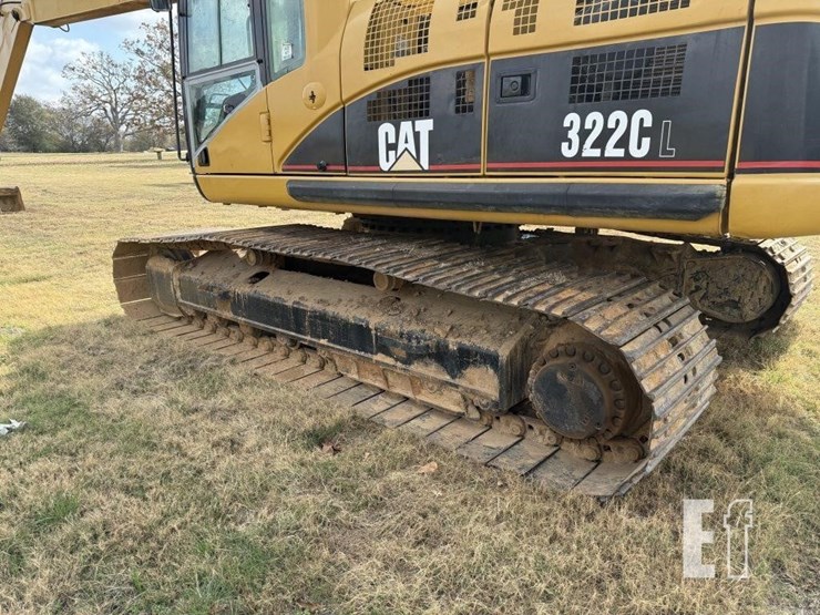 caterpillar-322cl-image-8