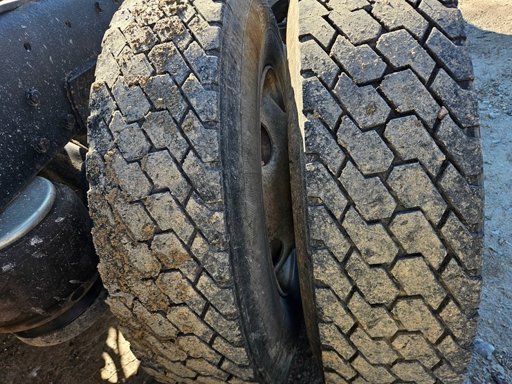 peterbilt-379-image-107