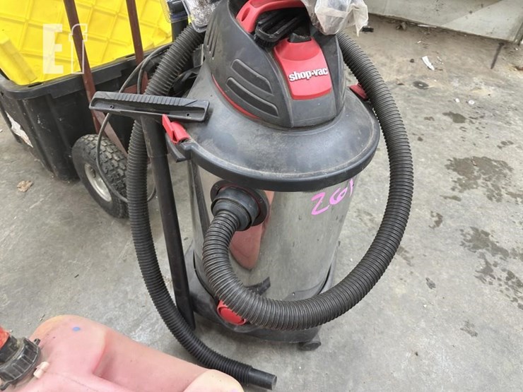 shop-vac-commercial-vacuum-image-3