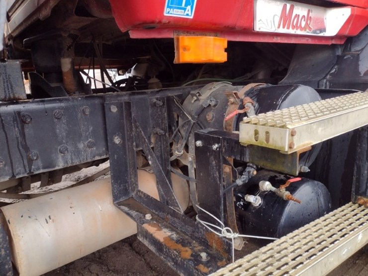 mack-ch613-image-29