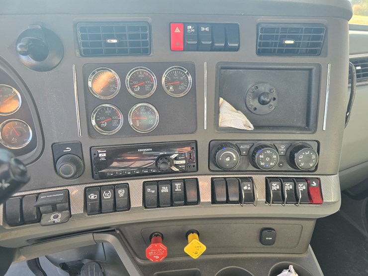 kenworth-t880-image-88